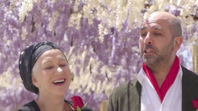 “La Vacinada”: la Dichiarazione Ufficiale di Helen Mirren in merito alla collaborazione con Checco Zalone