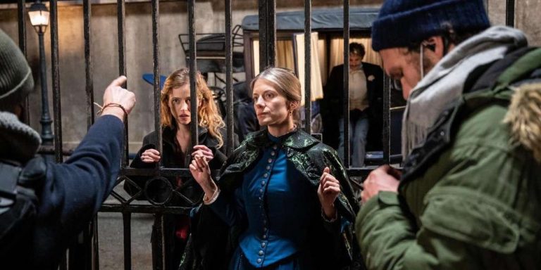 “Le Bal des Folles”: arriverà il 17 settembre su Prime Video il film francese di Mélanie Laurent – il Poster e il Trailer