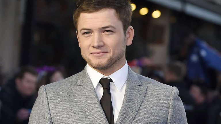The Stars at Noon: Taron Egerton sostituirà Robert Pattinson nel thriller di Claire Denis