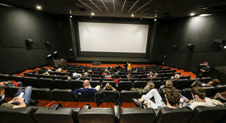Cinema e Teatro: via libera dal Cts per la capienza all’80% al chiuso e al 100% all’aperto