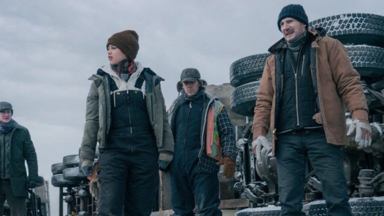 “L’uomo dei ghiacci – The Ice Road”: il Poster e il Trailer Italiano del film con Liam Neeson al cinema dal 25 novembre