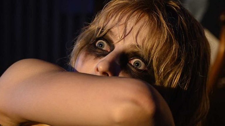 Last Night in Soho, la recensione: Un Viaggio Psicologico tra Glamour e Oscurità