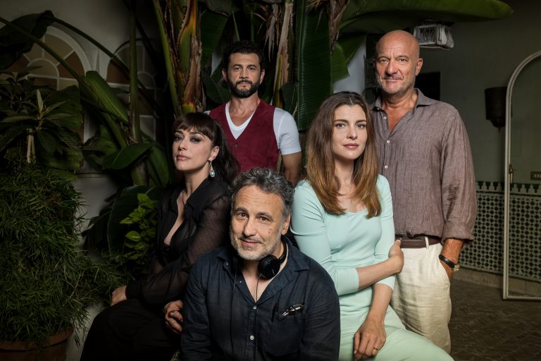 “Vicini di Casa”: al via le riprese del film di Paolo Costella con Claudio Bisio, Vittoria Puccini, Valentina Lodovini e Vinicio Marchioni