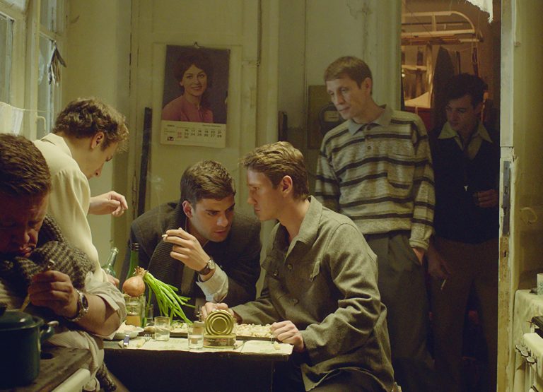 “DOVLATOV – I libri invisibili”: designato film della critica – dal 4 novembre al cinema