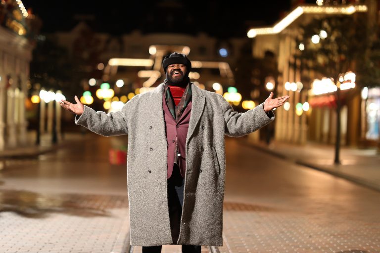 “Un Nuovo Papà”: disponibile il videoclip di Love Runs Deeper per il corto Disney