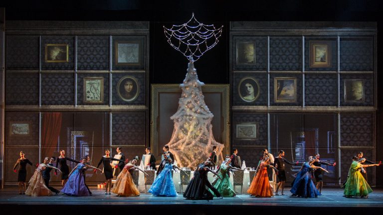 “Lo Schiaccianoci”: il balletto di Natale firmato da Giuliano Peparini dal 19 dicembre al Teatro Costanzi