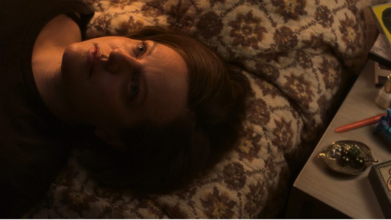 “Shining Girls”: il Trailer del nuovo thriller con Elisabeth Moss dl 29 aprile su Apple TV+