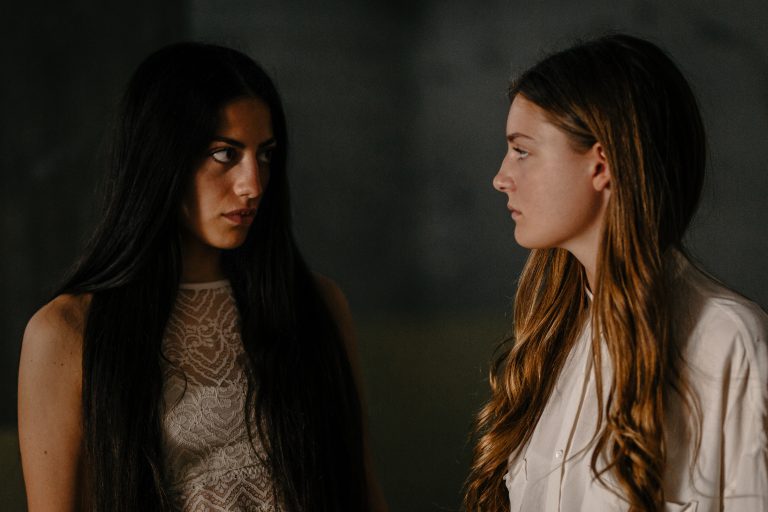 “Tenebra”: il Poster e il Trailer del thriller dal 30 giugno al cinema con Elisa Del Genio e Tonia De Micco