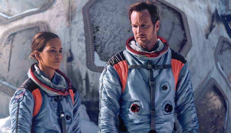 “Moonfall”: lunedì 11 luglio in prima serata su Sky Cinema il disaster movie con Halle Berry e Patrick Wilson