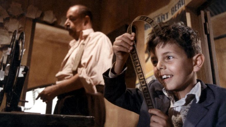 “Nuovo Cinema Paradiso”: Giuseppe Tornatore dirigerà una serie tratta dal suo film