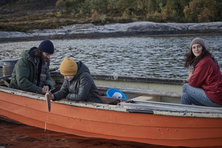 “The Hanging Sun – Sole di mezzanotte”: il Poster e il Trailer del Film di Chiusura