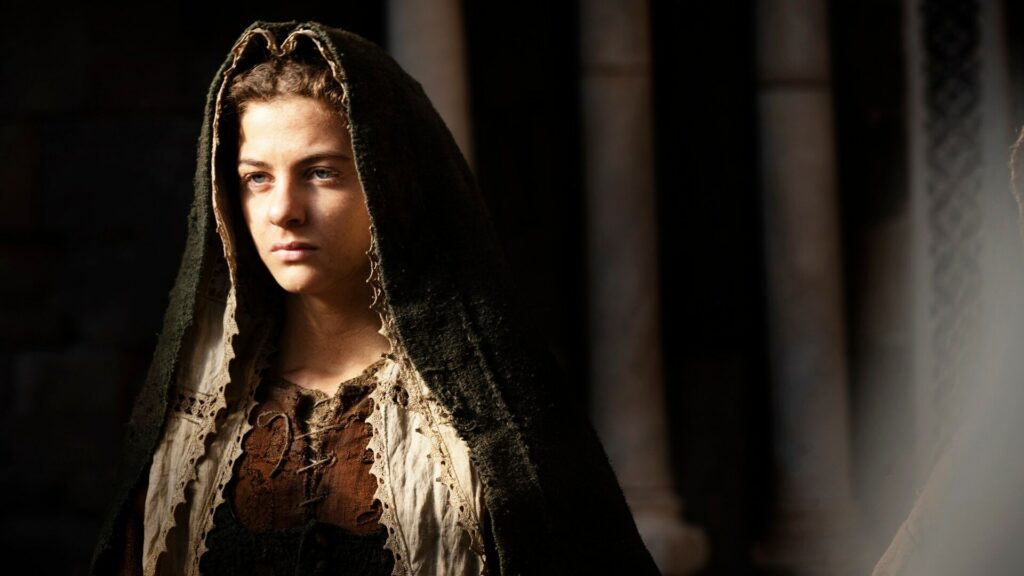 chiara - venezia 79 - recensione