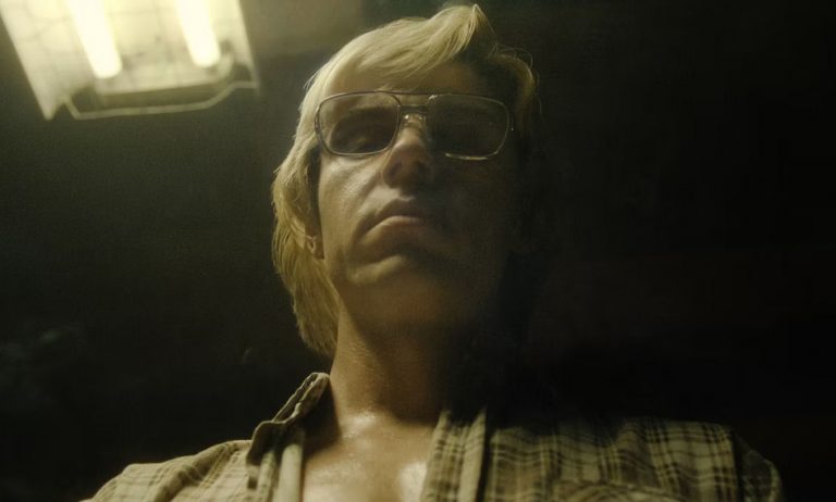 “Dahmer”: il Poster e il Trailer della serie Netflix sul Mostro di Milwaukee