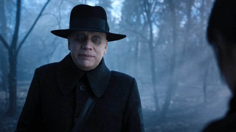 Mercoledì: Fred Armisen è zio Fester nel trailer