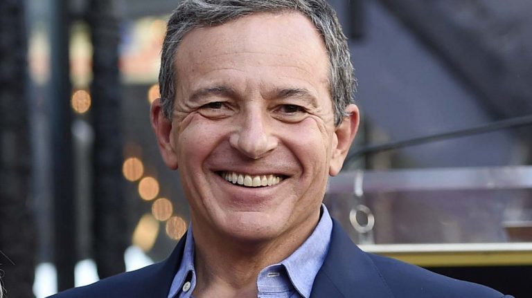 Disney: Bob Iger torna ad occupare il ruolo di CEO