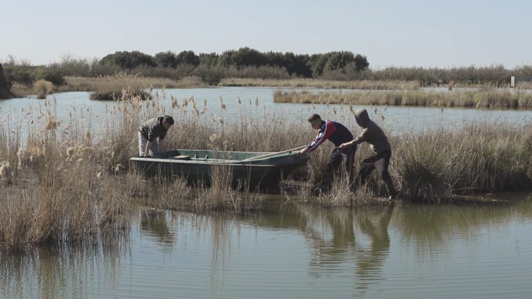 “Fortuna Granda”: il Trailer del documentario sui giovani pescatori del Delta del Po