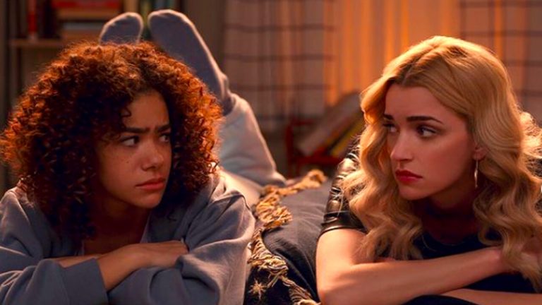 “Ginny & Georgia”: il Trailer Ufficiale della seconda stagione dal 5 gennaio su Netflix