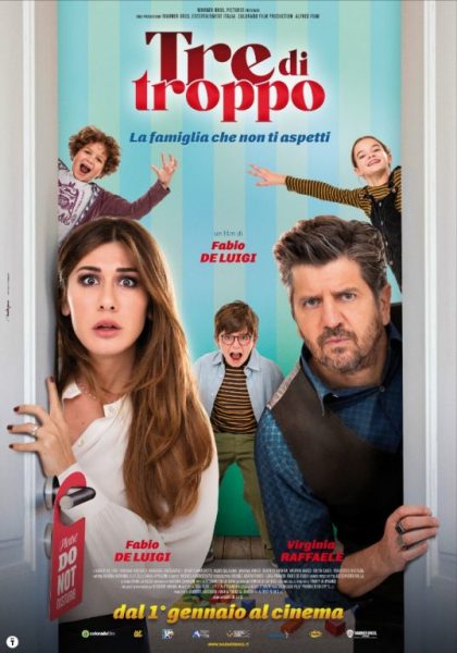 “TRE DI TROPPO”