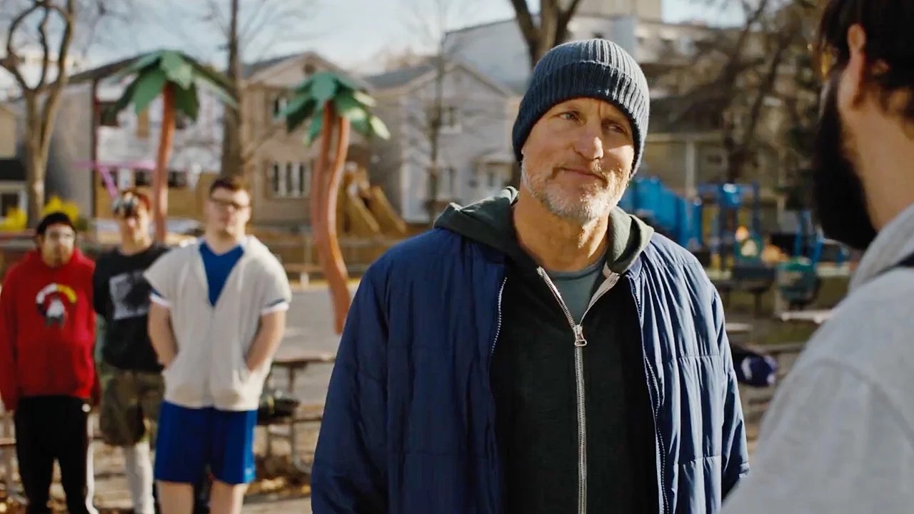 Campioni: il Trailer della commedia con Woody Harrelson