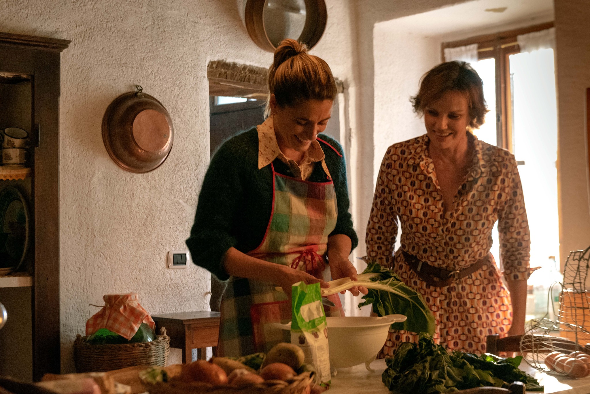 due donne che cucinano