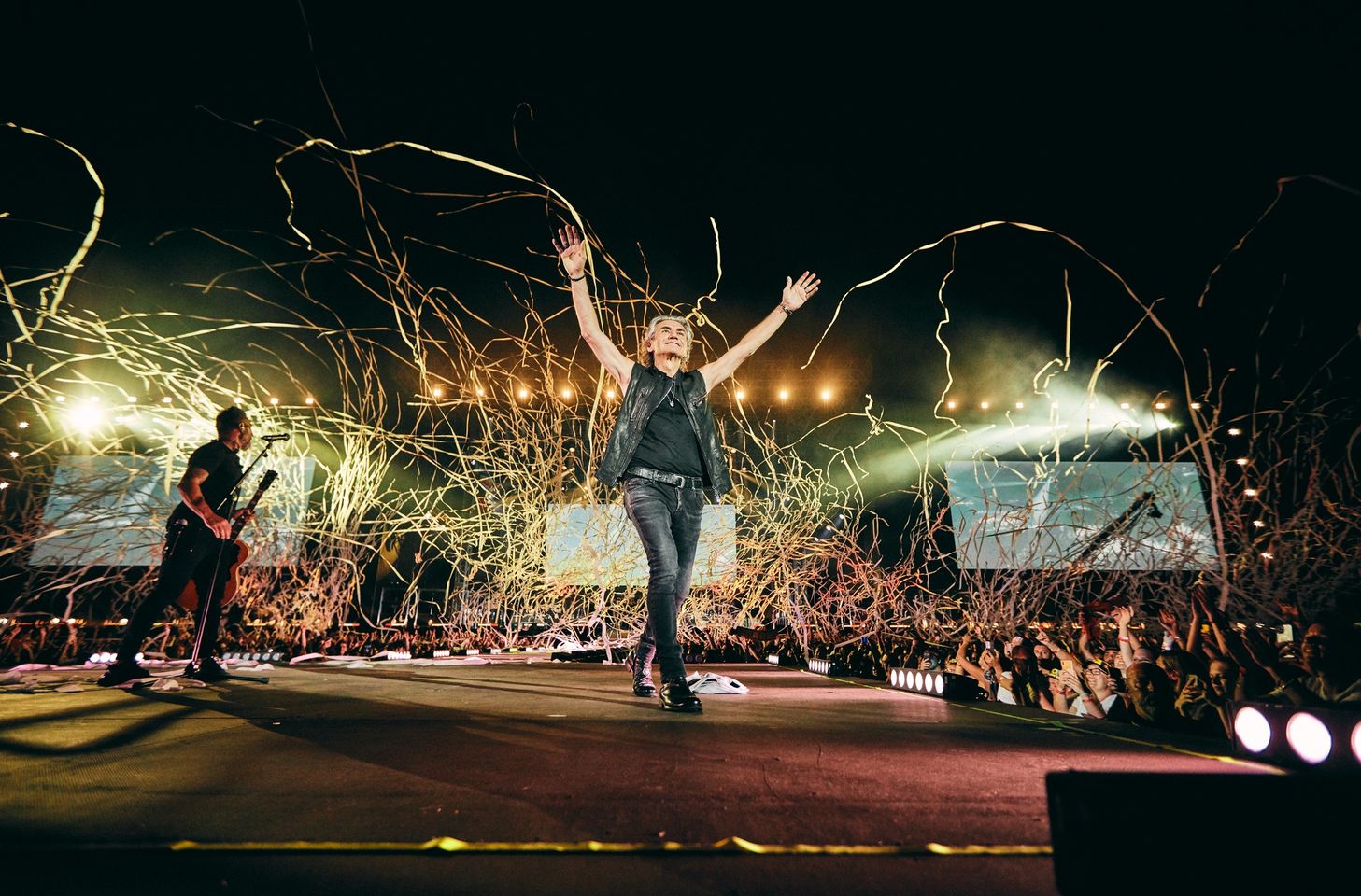 Luciano Ligabue - 30 anni in un giorno - Think Movies