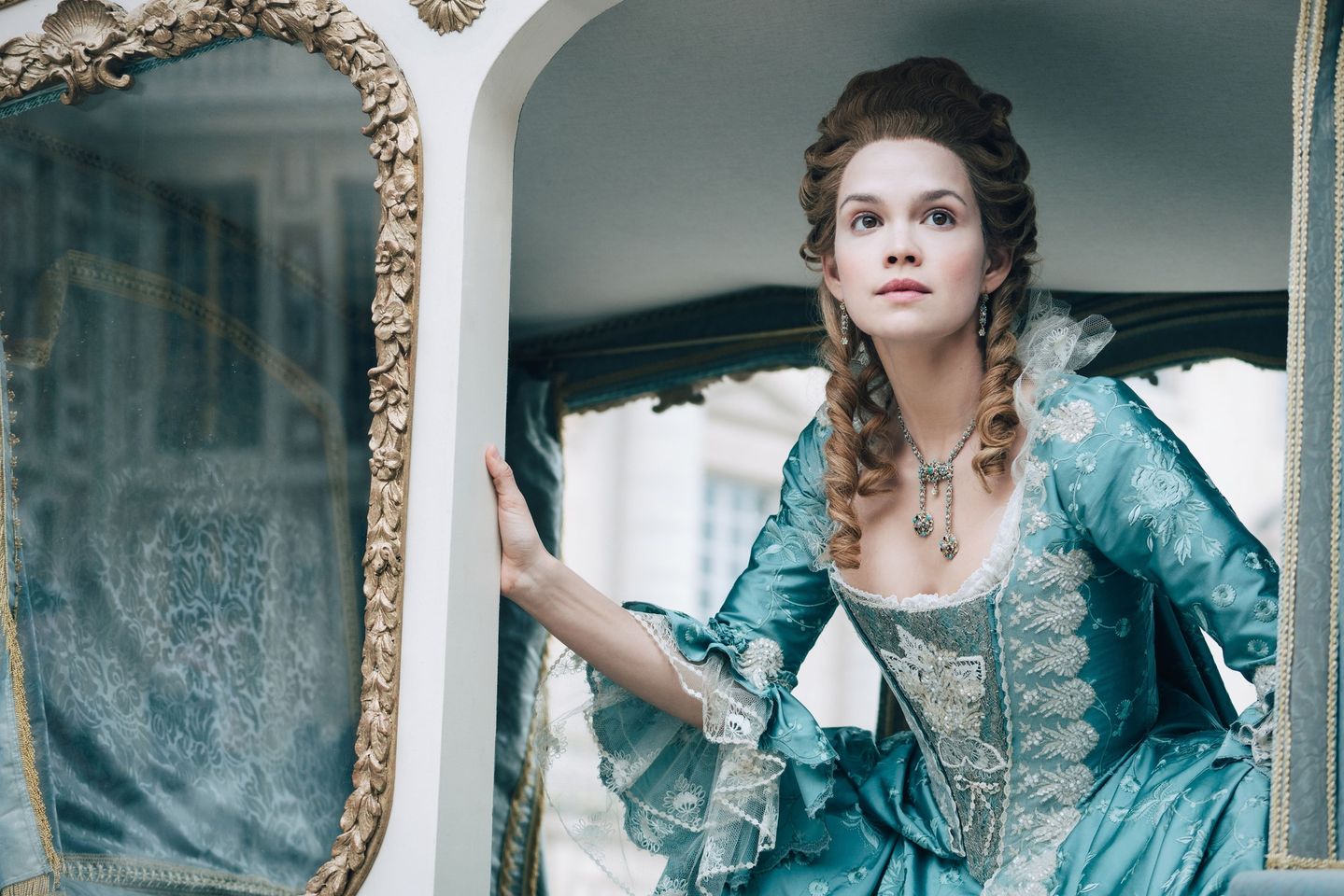 Maria Antonietta: il trailer della serie dal 15 febbraio su Sky