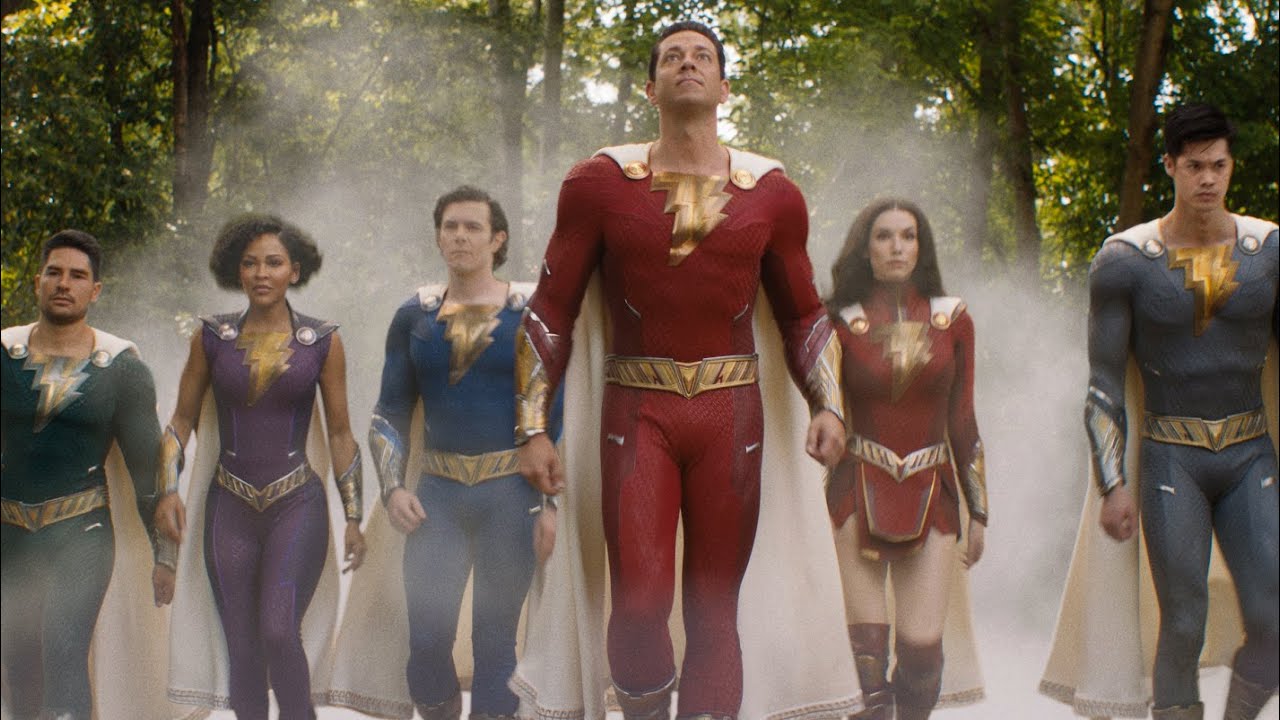 SHAZAM! Furia degli Dei, la recensione del sequel con Zachary Levy