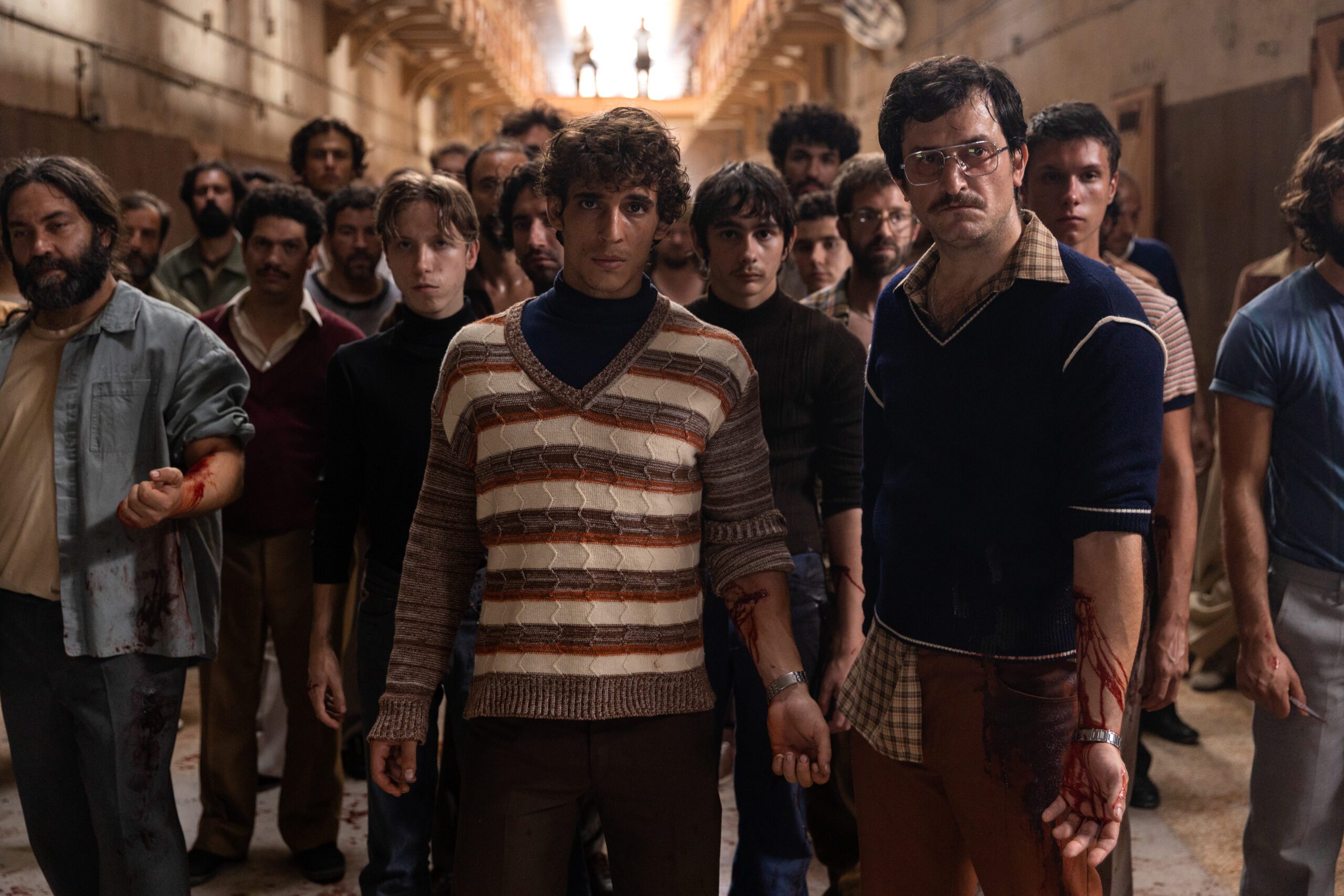 Miguel Herrán e Javier Gutierrez in Prigione 77