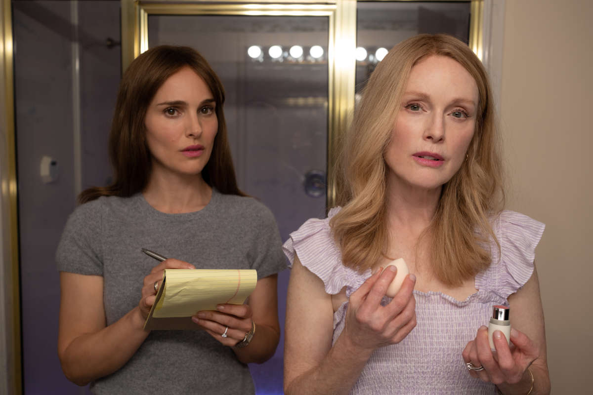 Julianne Moore e Natalie Portman in May December