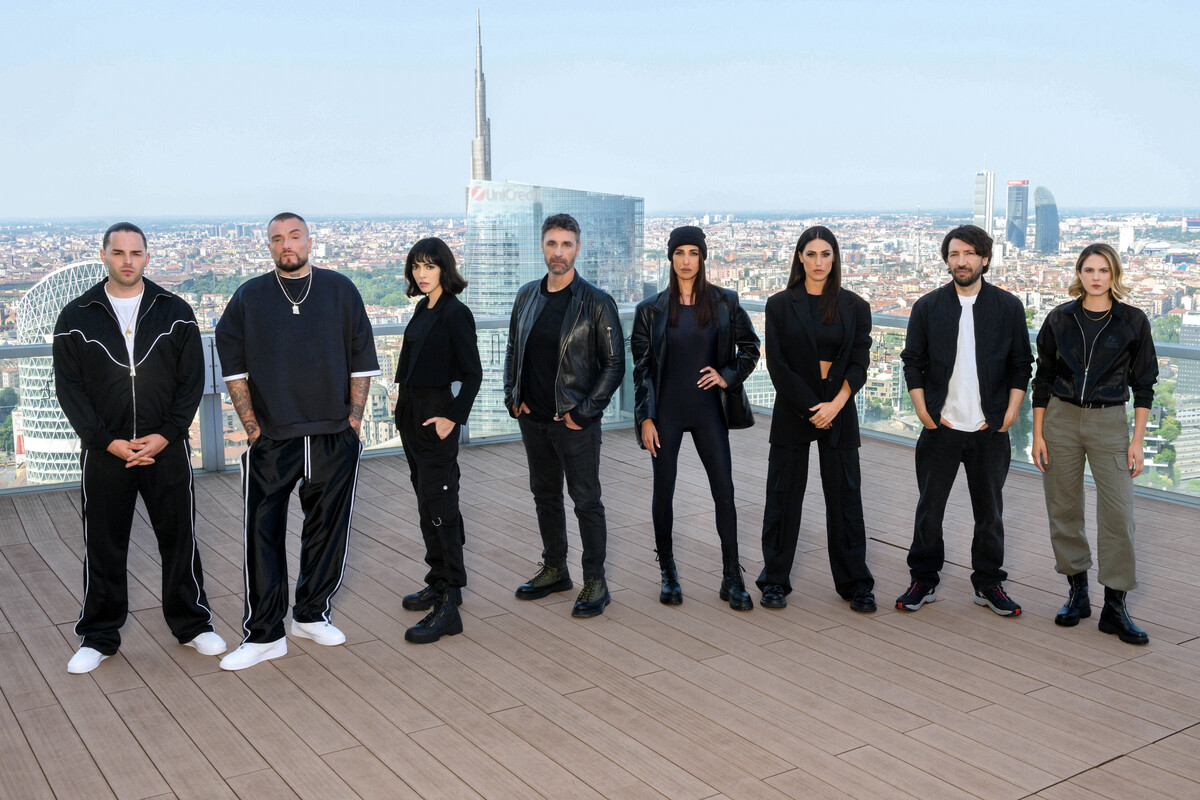 Il cast di CH4 - Ernia, Guè, Rocío Muñoz Morales, Raoul Bova, Belen Rodriguez, Cecilia Rodriguez, Herbert Ballerina, Brenda Lodigiani