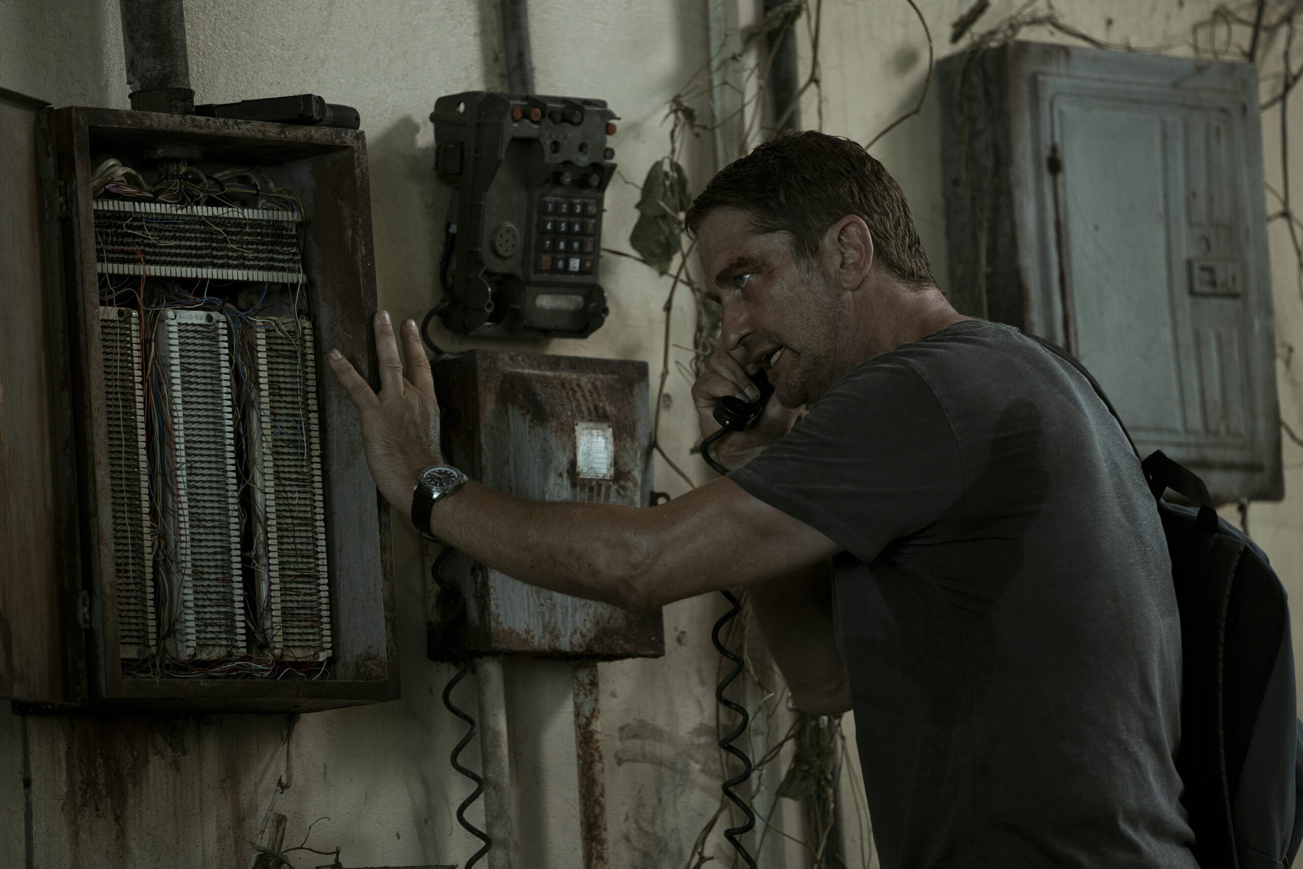 Gerard Butler in The Plane