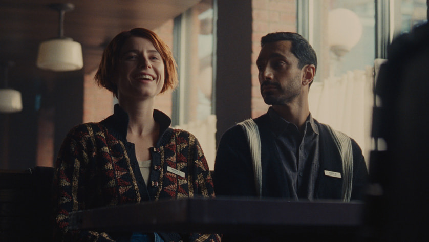 Jessie Buckley e Riz Ahmed in Fingernails