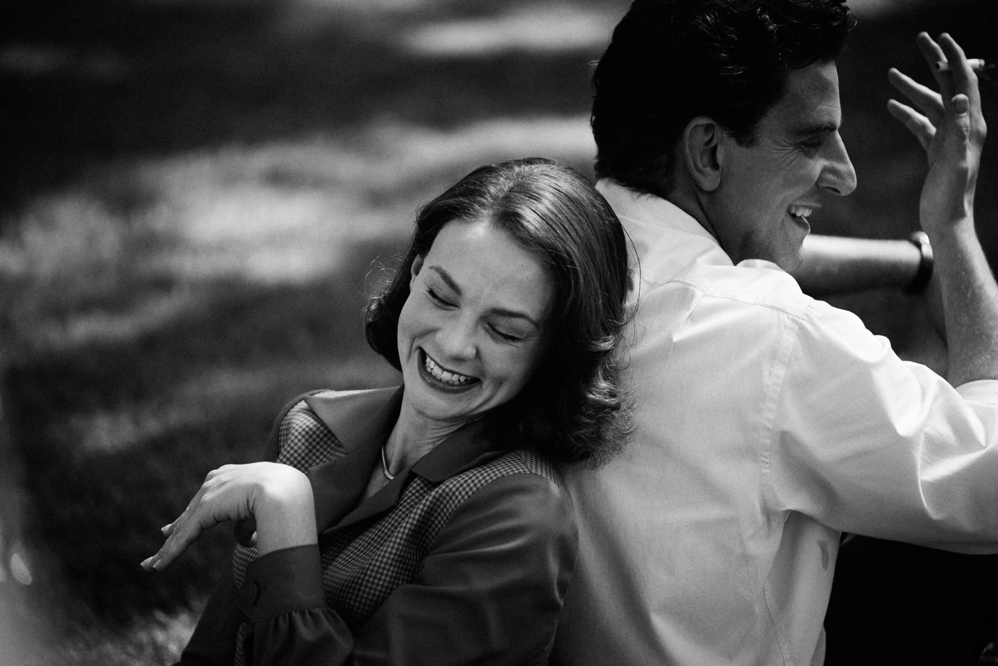 Bradley Cooper e Carey Mulligan in Maestro