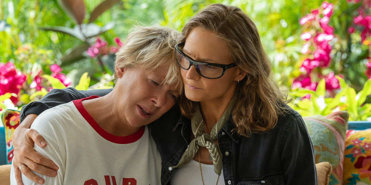 Annette Bening e Jodie Foster in Nyad -Oltre l'Oceano