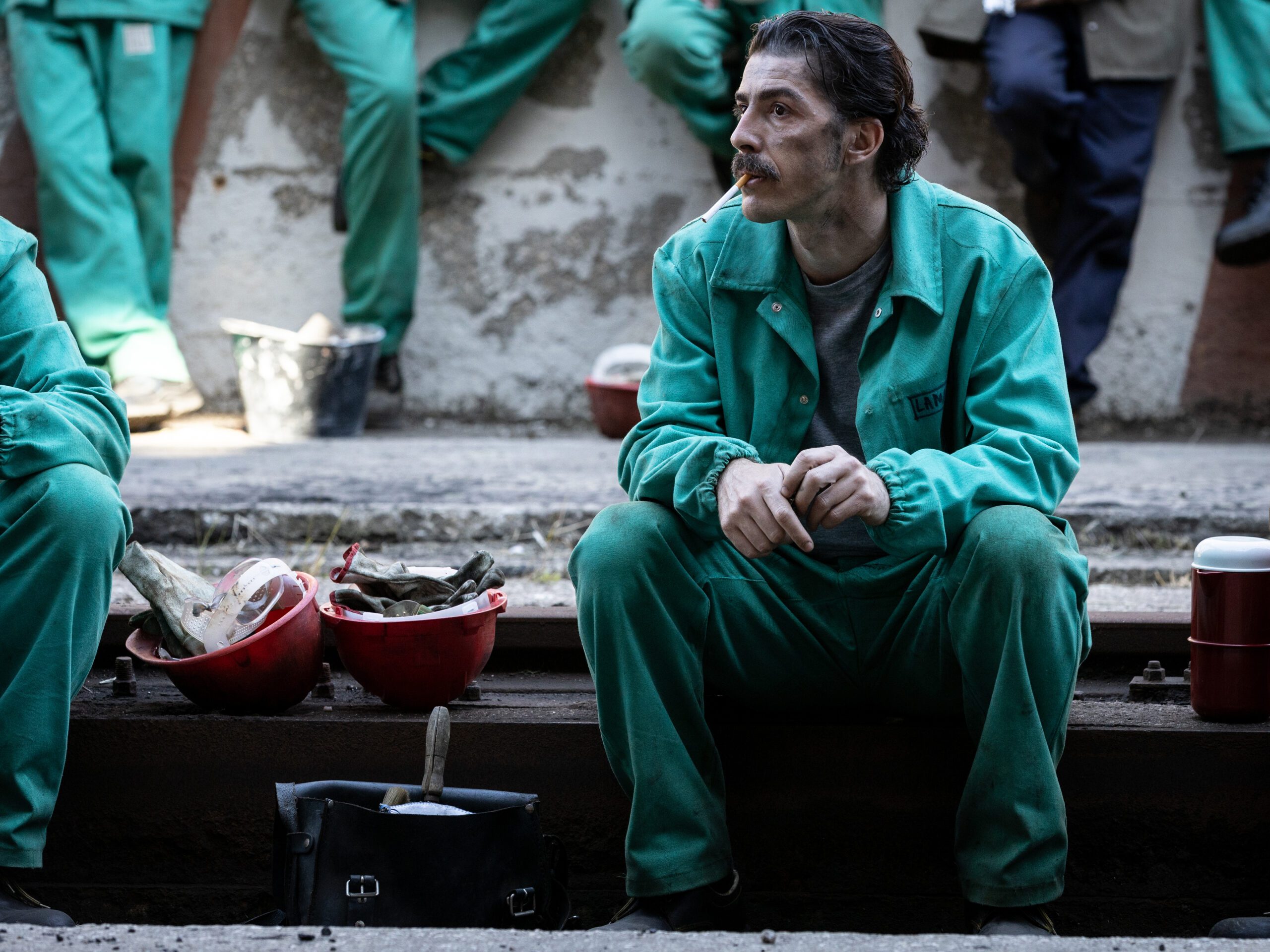 Palazzina LAF: il trailer del film debutto alla regia di Michele Riondino