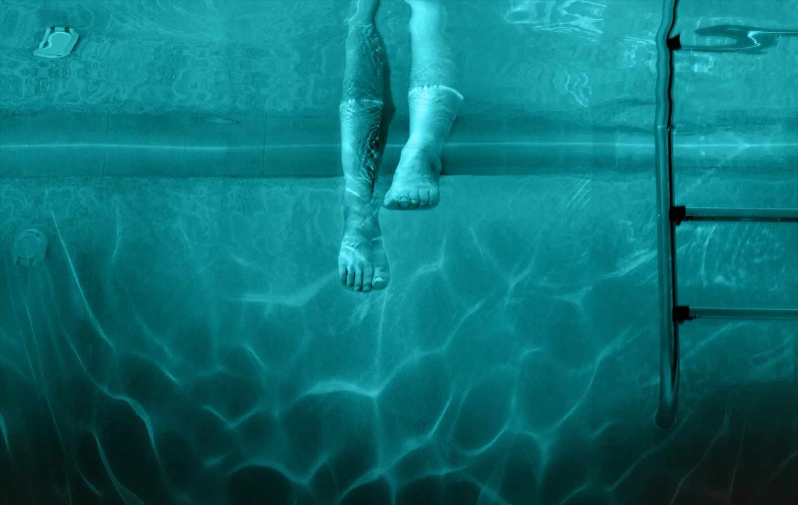 Night Swim: il trailer e il poster del thriller soprannaturale con Wyatt Russell