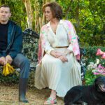 Joel Edgerton e Sigourney Weaver ne Il maestro giardiniere