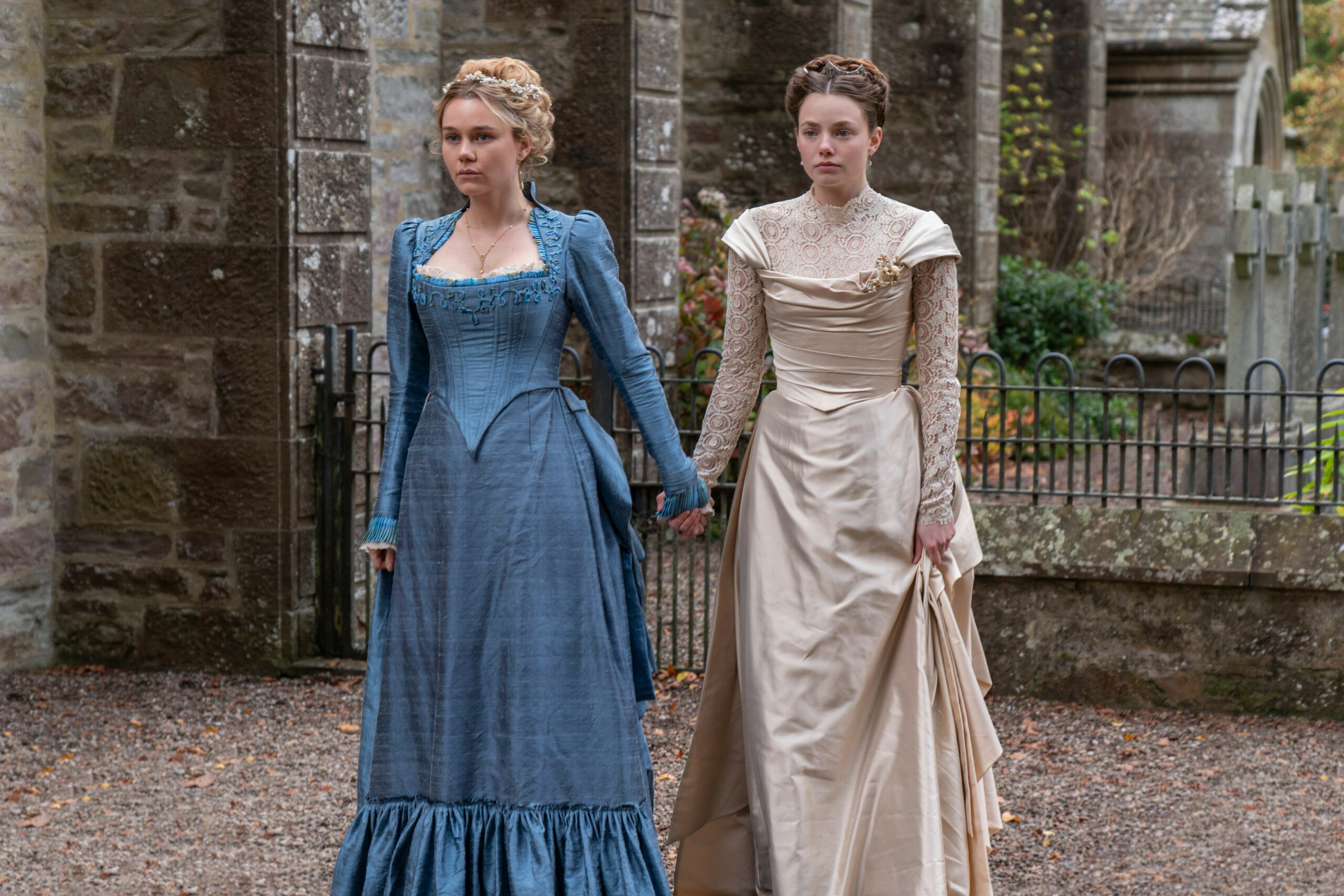 The Buccaneers: annunciata la seconda stagione della serie ispirata al romanzo di Edith Wharton