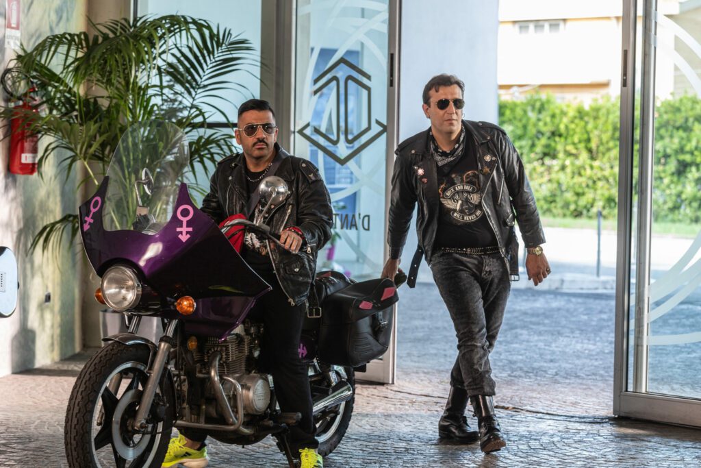 pio e amedeo in come può uno scoglio