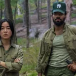 Donald Glover e Maya Erskine in mr & mrs. smith