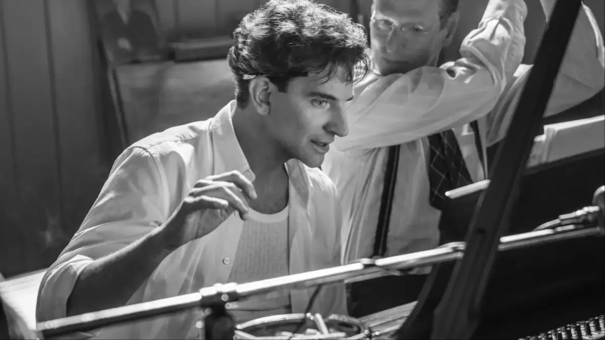 bradley cooper in maestro