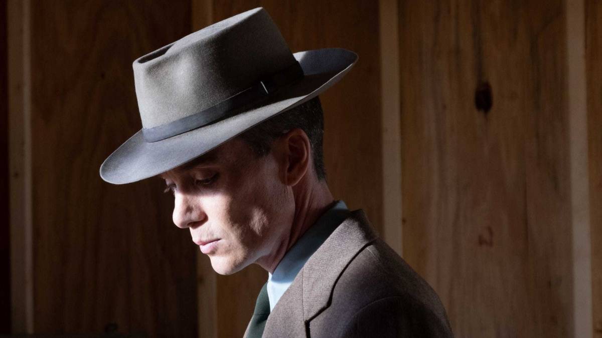 cillian murphy in oppenheimeer