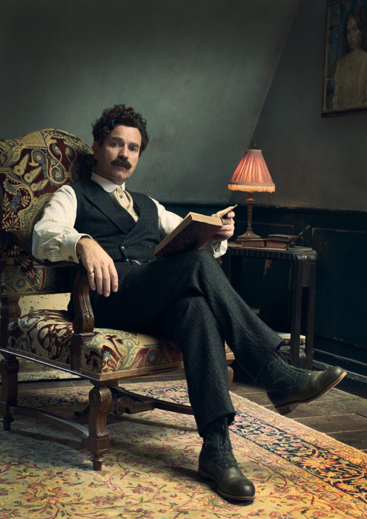 scena serie un gentiluomo a mosca