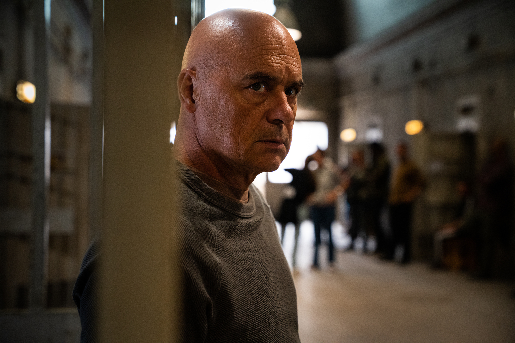 IL RE: Il teaser della seconda stagione del prison drama con Luca Zingaretti