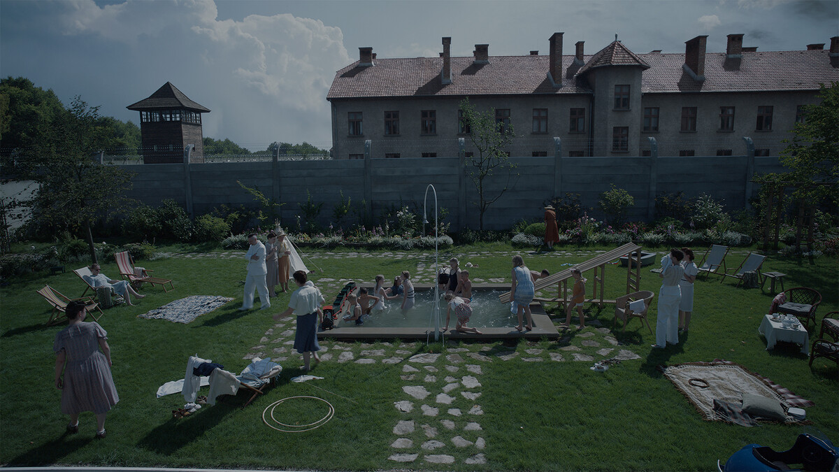 scena film la zona d'interesse