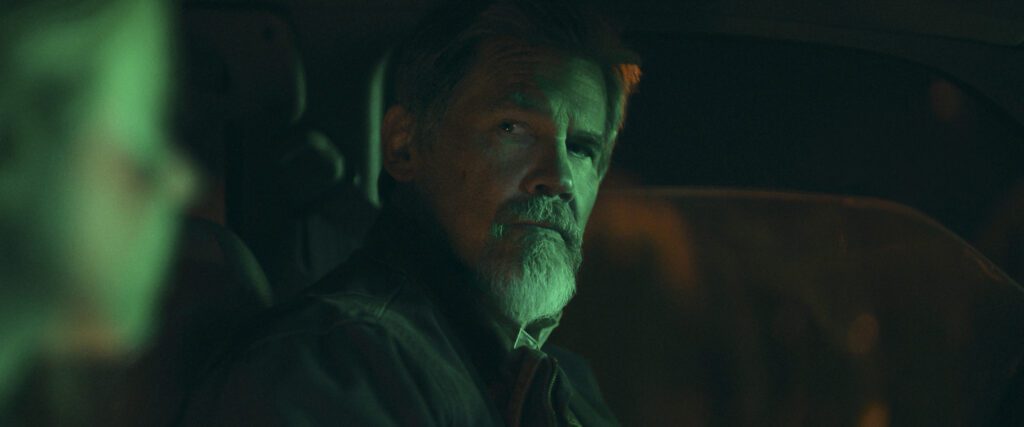 scena seconda stagione serie outer range