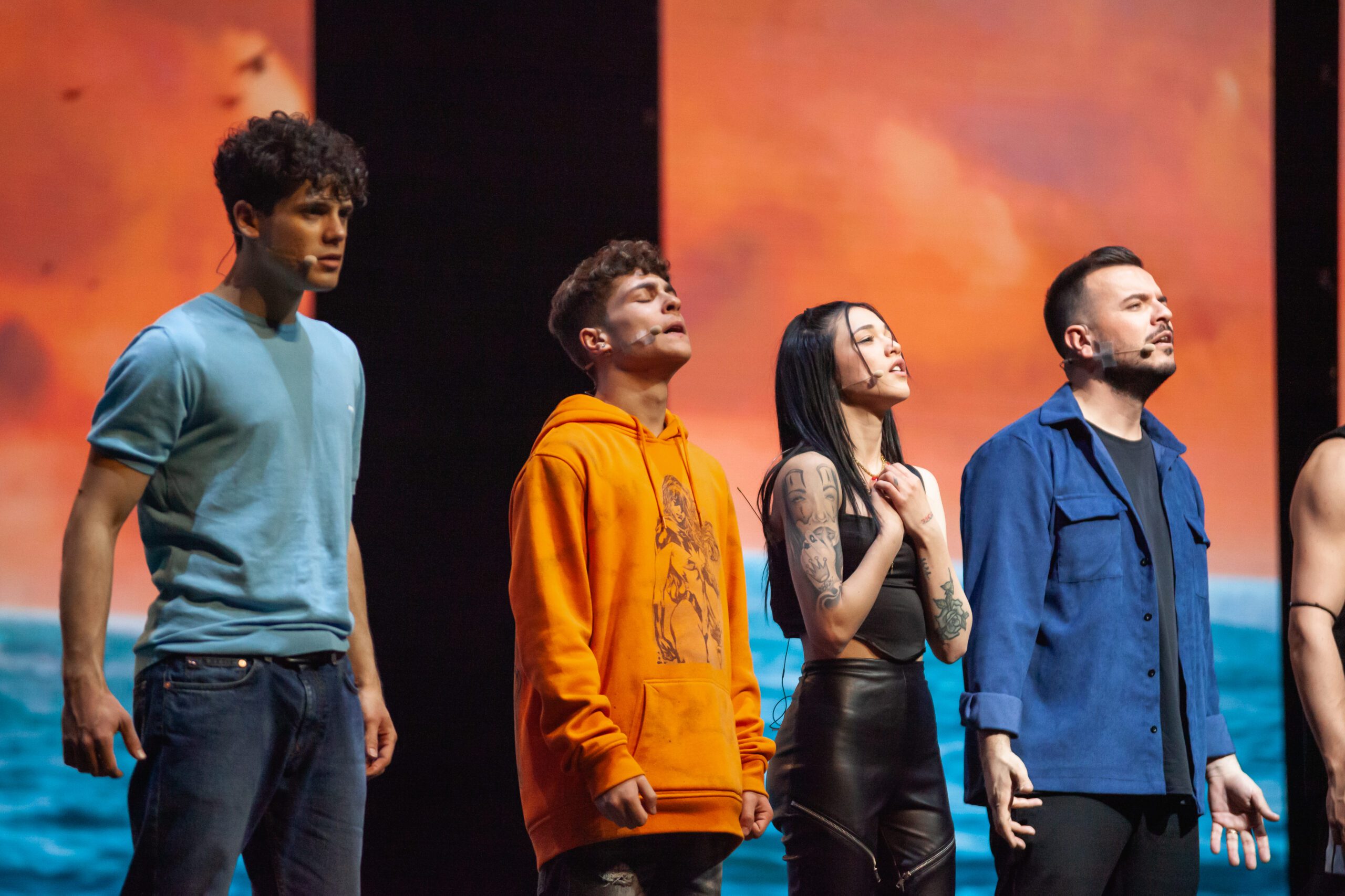 scena mare fuori il musical