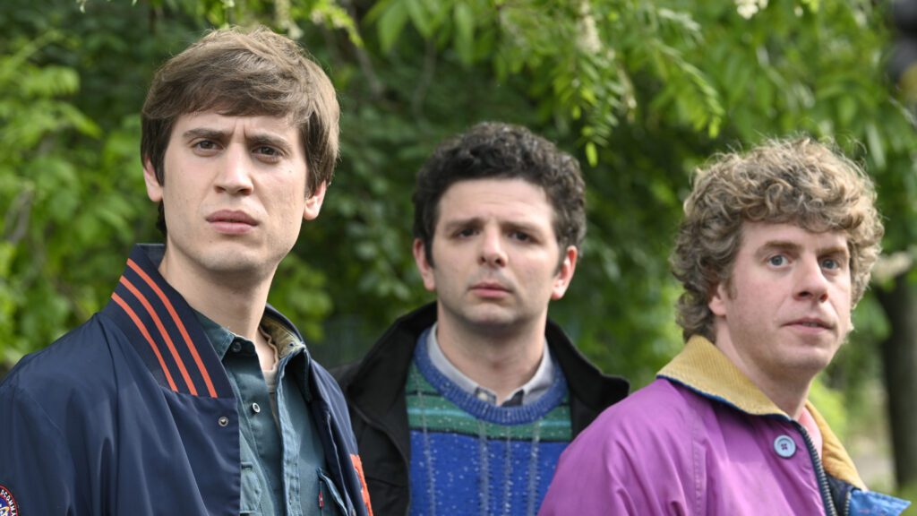 scena set tornando a est