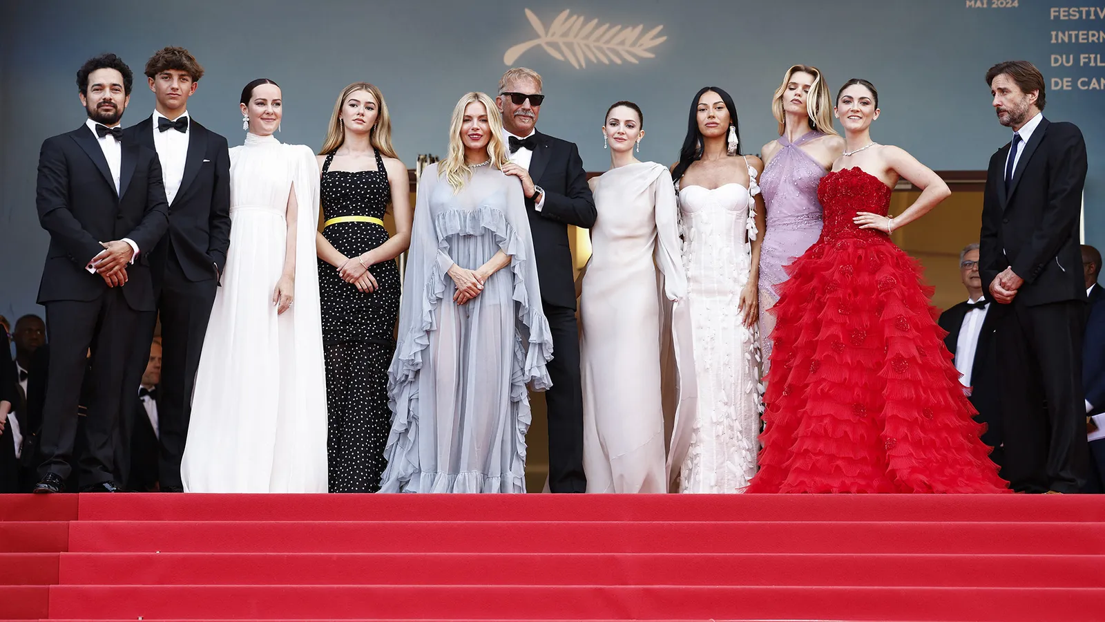 Horizon, an American Saga: i video del photocall e del red carpet a Cannes 2024