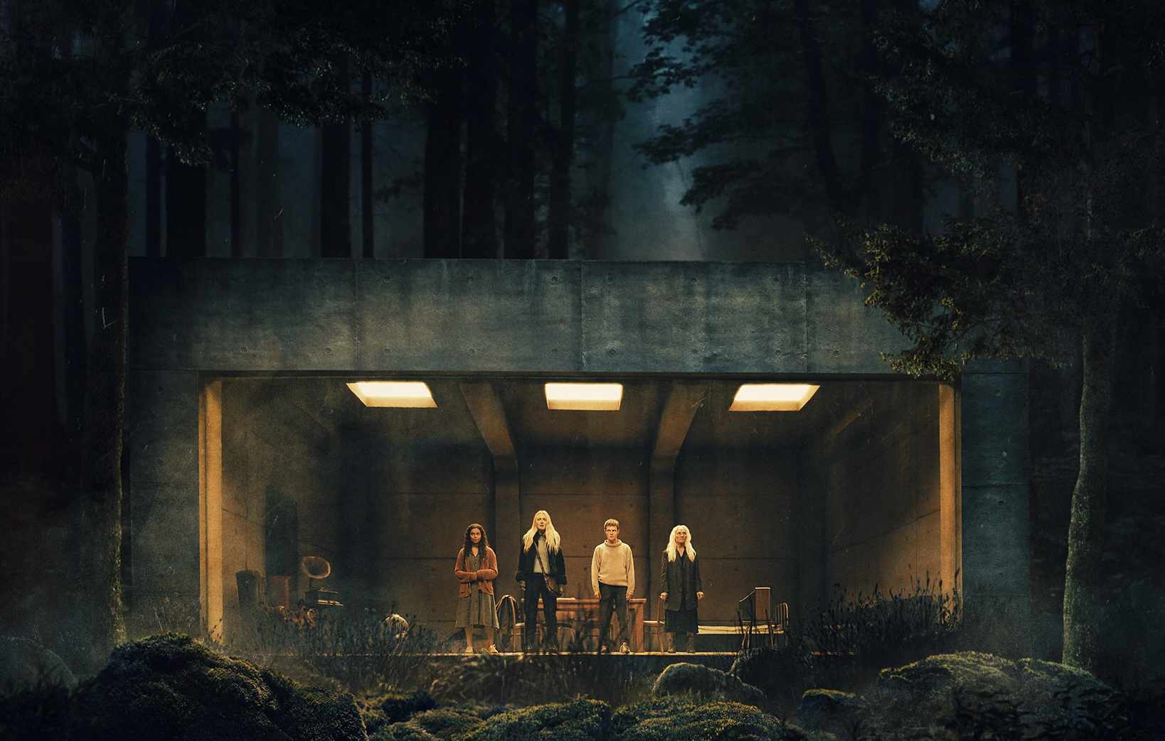 cover poster ufficiale the watchers - loro ti guardano